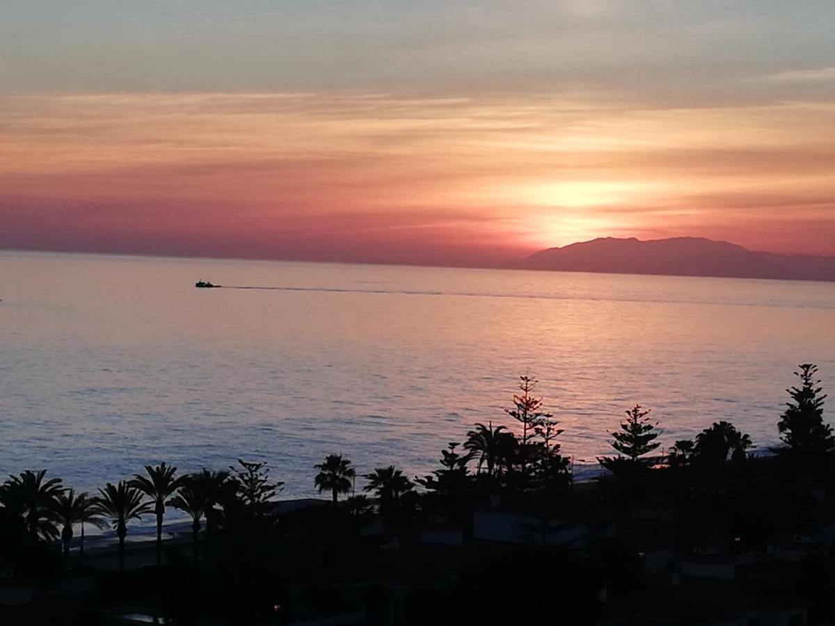 Coqueto Apartamento Con Vista Al Mar Кастильо-Бахо Экстерьер фото